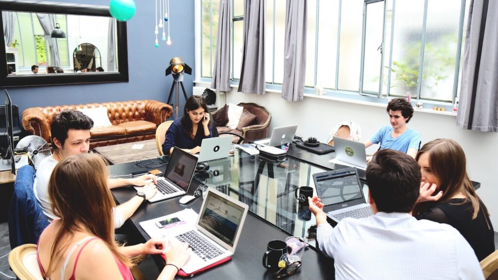 Le Flex office… et le bureau devient nomade !