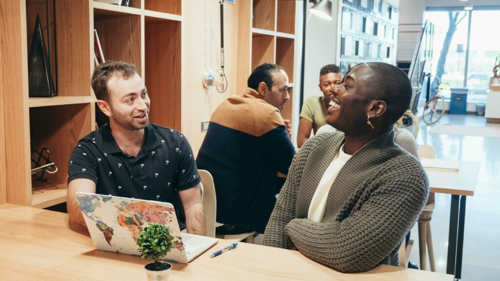 Les avantages du travail à distance : Pourquoi, comment, l'apport du coworking et du télétravail